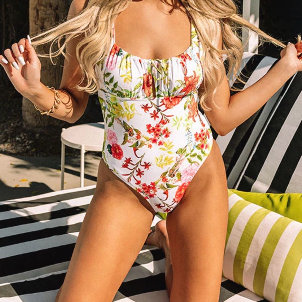 Women’s new white swimsuit with flowers